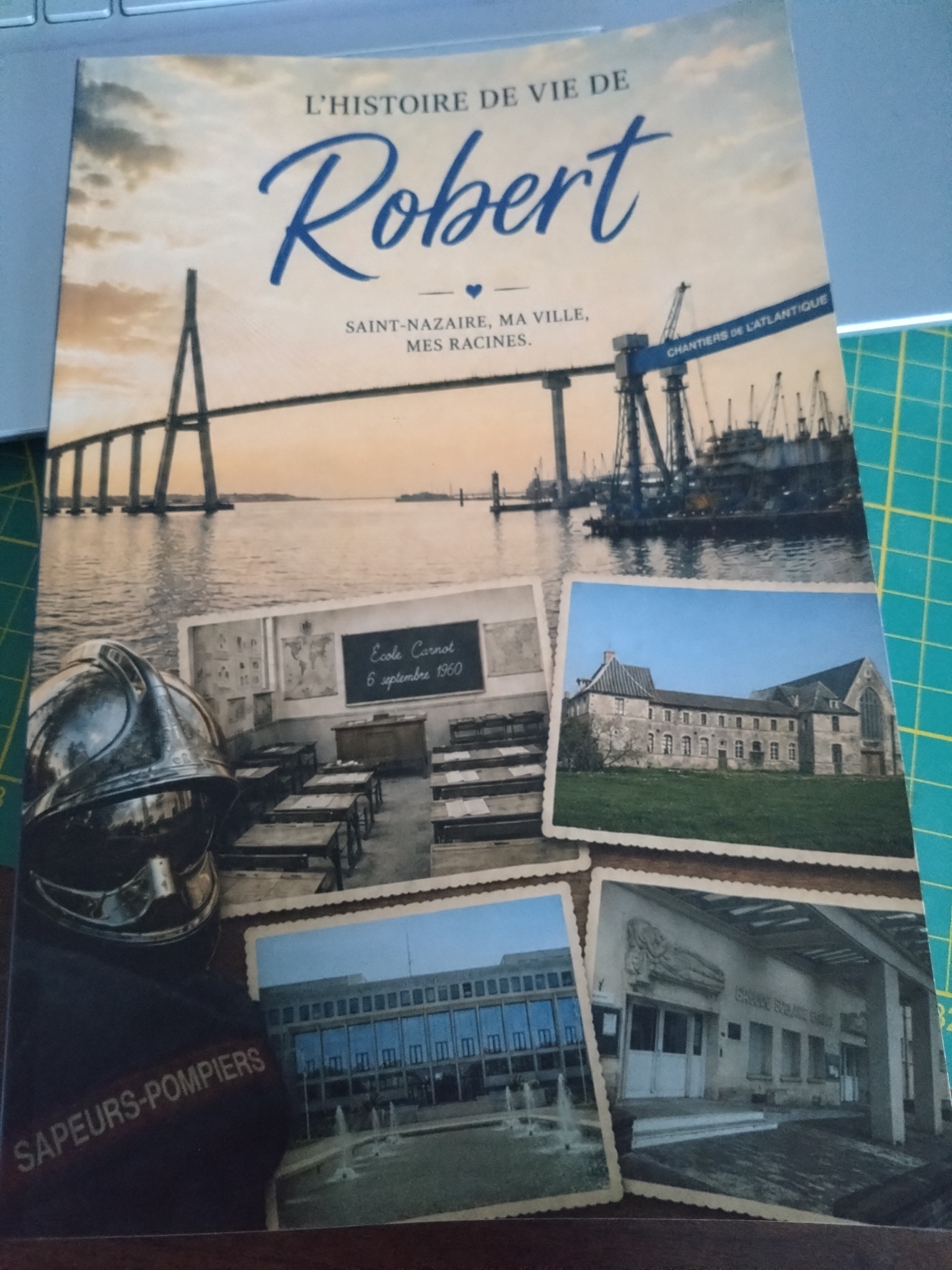 Couverture avant du livre de Robert